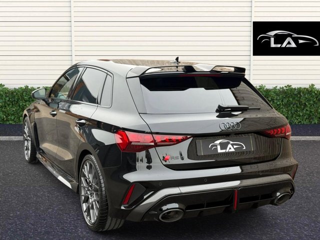 2025 AUDI RS3 2025 2.5 TFSI Carbon Black Sportback S Tronic quattro Euro 6 (s/s) 5dr - Photo 6