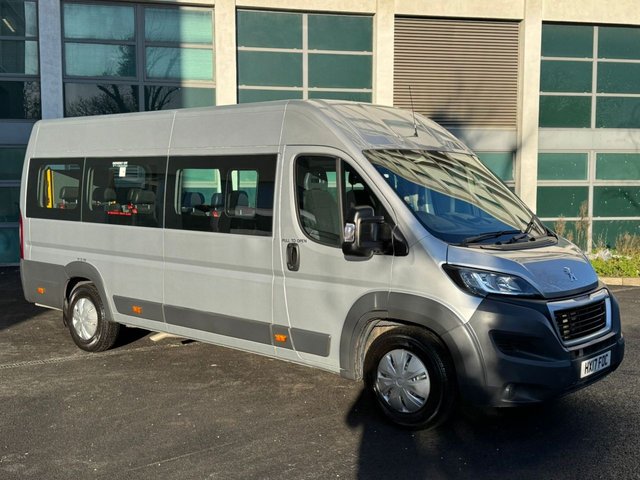 View our PEUGEOT BOXER