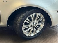 USED 2011 61 VAUXHALL CORSA 1.4 16V SE Hatchback 5dr Petrol Auto Euro 5 (100 ps) FRESH SERVICE 2 PRE OWNERS