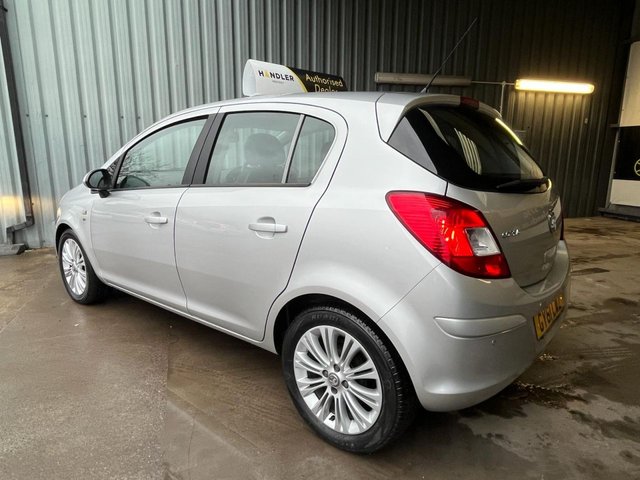 2011 VAUXHALL CORSA 1.4 16V SE Hatchback 5dr Petrol Auto Euro 5 (100 ps) - Photo 7