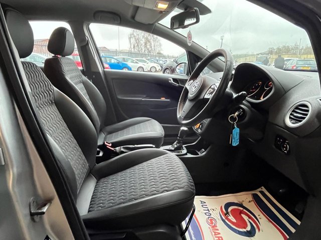 2011 VAUXHALL CORSA 1.4 16V SE Hatchback 5dr Petrol Auto Euro 5 (100 ps) - Photo 10