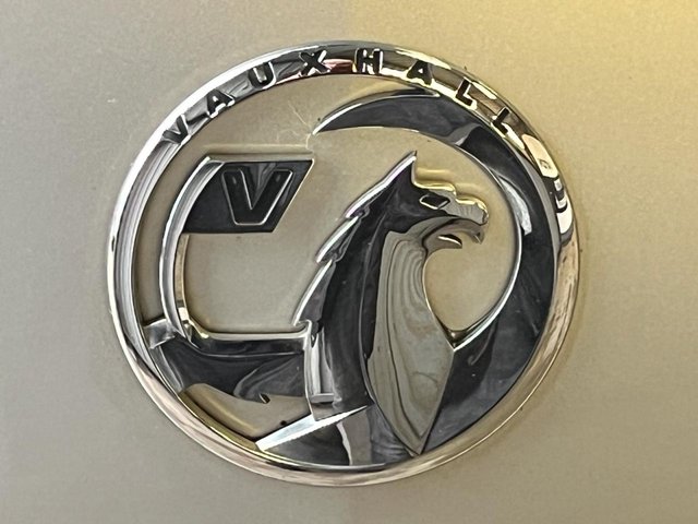 2011 VAUXHALL CORSA 1.4 16V SE Hatchback 5dr Petrol Auto Euro 5 (100 ps) - Photo 12