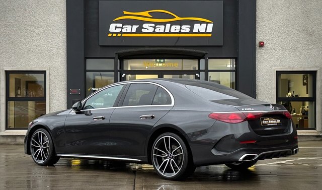 2025 MERCEDES-BENZ E-CLASS 2.0 E220dh MHEV AMG Line Saloon 4dr Diesel Hybrid G-Tronic Euro 6 (s/s) (220 ps) - Photo 5