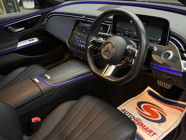 2025 MERCEDES-BENZ E-CLASS 2.0 E220dh MHEV AMG Line Saloon 4dr Diesel Hybrid G-Tronic Euro 6 (s/s) (220 ps) - Photo 8