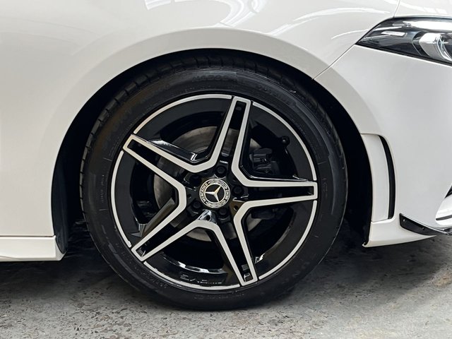 2021 MERCEDES-BENZ A-CLASS 1.3 A180 AMG Line Hatchback 5dr Petrol Manual Euro 6 (s/s) (136 ps) - Photo 7