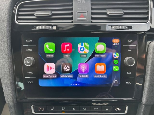 2017 VOLKSWAGEN GOLF - Photo 3