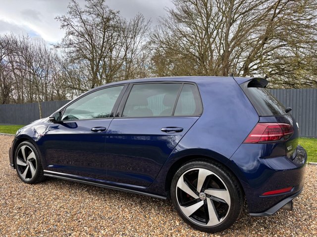 2017 VOLKSWAGEN GOLF - Photo 8