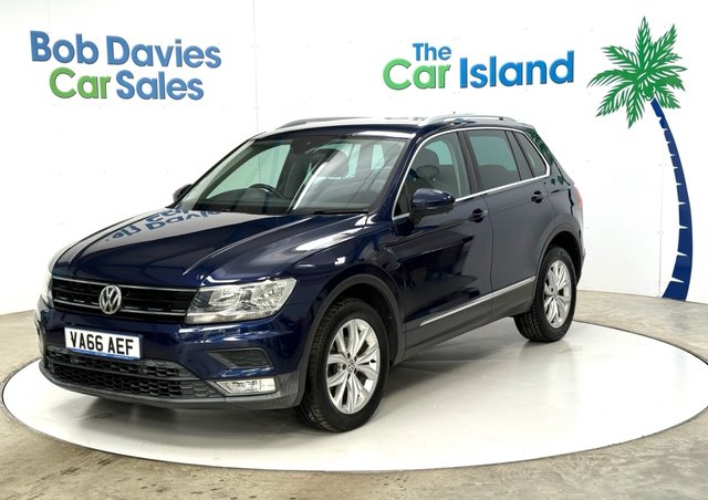 2016 VOLKSWAGEN TIGUAN 2.0 TDI BlueMotion Tech SE Navigation SUV 5dr Diesel DSG 4Motion Euro 6 (s/s) (150 ps) - Photo 3