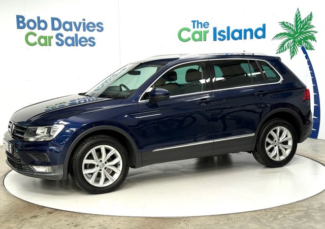2016 VOLKSWAGEN TIGUAN 2.0 TDI BlueMotion Tech SE Navigation SUV 5dr Diesel DSG 4Motion Euro 6 (s/s) (150 ps) - Photo 5
