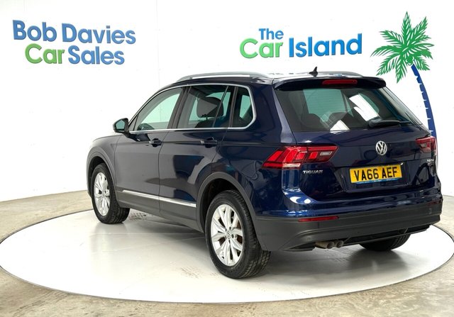 2016 VOLKSWAGEN TIGUAN 2.0 TDI BlueMotion Tech SE Navigation SUV 5dr Diesel DSG 4Motion Euro 6 (s/s) (150 ps) - Photo 7
