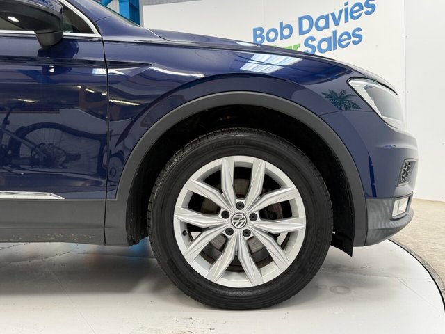 2016 VOLKSWAGEN TIGUAN 2.0 TDI BlueMotion Tech SE Navigation SUV 5dr Diesel DSG 4Motion Euro 6 (s/s) (150 ps) - Photo 12