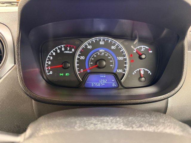 2017 HYUNDAI I10 1.2 Premium SE Hatchback 5dr Petrol Manual Euro 6 (87 ps) - Photo 8