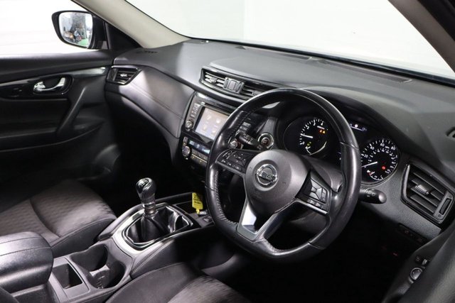 2018 NISSAN X-TRAIL 1.6 DIG-T N-Connecta SUV 5dr Petrol Manual Euro 6 (s/s) (163 ps) - Photo 7