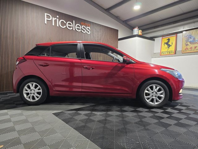 2017 HYUNDAI I20 - Photo 5