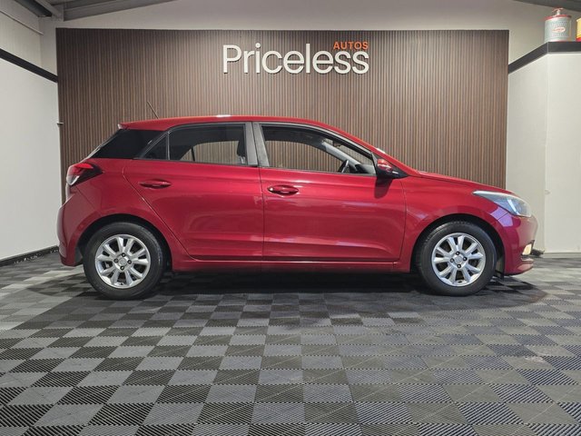 2017 HYUNDAI I20 - Photo 10