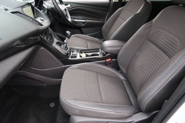 2018 FORD KUGA 1.5 TDCi Titanium SUV 5dr Diesel Manual Euro 6 (s/s) (120 ps) - Photo 12