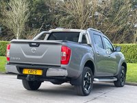 USED 2020 20 NISSAN NAVARA 2.3 dCi Tekna Pickup Double Cab 4dr Diesel Auto 4WD Euro 6 (190 ps) SAT NAV + ROLL-N-LOCK SHUTTER ++