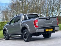USED 2020 20 NISSAN NAVARA 2.3 dCi Tekna Pickup Double Cab 4dr Diesel Auto 4WD Euro 6 (190 ps) SAT NAV + ROLL-N-LOCK SHUTTER ++