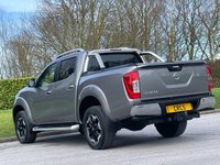 USED 2020 20 NISSAN NAVARA 2.3 dCi Tekna Pickup Double Cab 4dr Diesel Auto 4WD Euro 6 (190 ps) SAT NAV + ROLL-N-LOCK SHUTTER ++