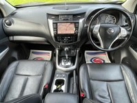 USED 2020 20 NISSAN NAVARA 2.3 dCi Tekna Pickup Double Cab 4dr Diesel Auto 4WD Euro 6 (190 ps) SAT NAV + ROLL-N-LOCK SHUTTER ++