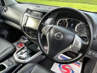 USED 2020 20 NISSAN NAVARA 2.3 dCi Tekna Pickup Double Cab 4dr Diesel Auto 4WD Euro 6 (190 ps) SAT NAV + ROLL-N-LOCK SHUTTER ++