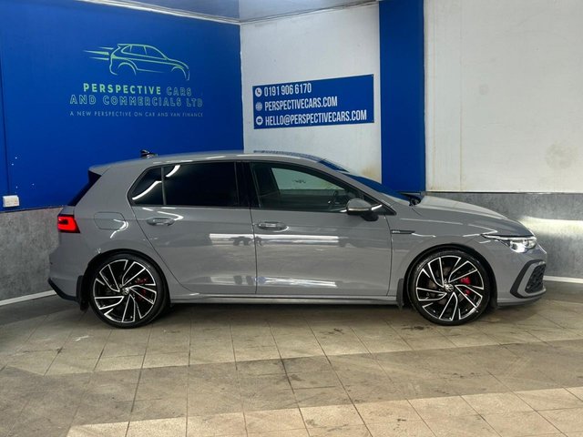 2023 VOLKSWAGEN GOLF - Photo 2