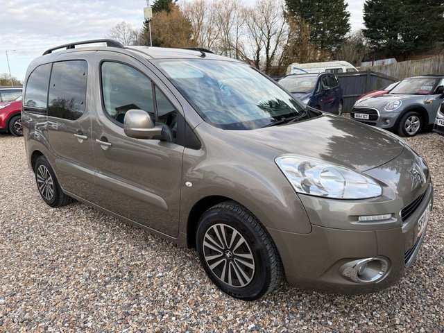 2014 Peugeot Partner Tepee 1.6L Tepee S 5dr - Photo 2
