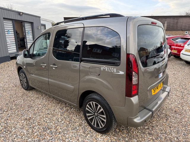 2014 Peugeot Partner Tepee 1.6L Tepee S 5dr - Photo 5