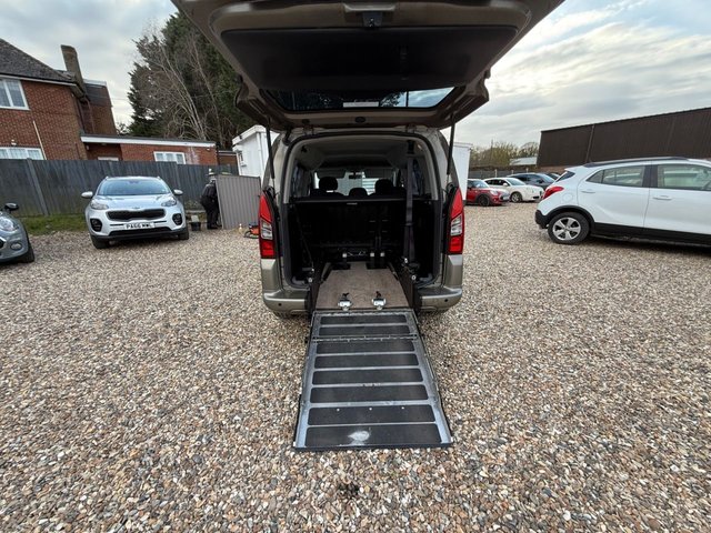 2014 Peugeot Partner Tepee 1.6L Tepee S 5dr - Photo 10