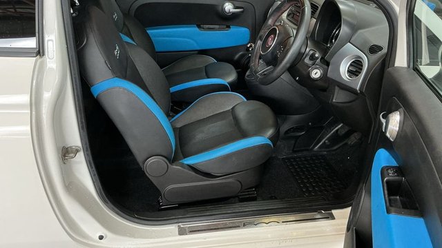 2015 FIAT 500 - Photo 11