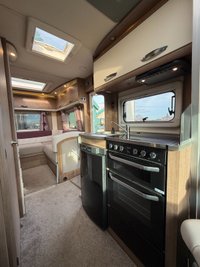 USED 2017 67 LUNAR ROADSTAR EL LL35 DCI P/C 