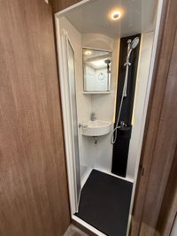 USED 2017 67 LUNAR ROADSTAR EL LL35 DCI P/C 