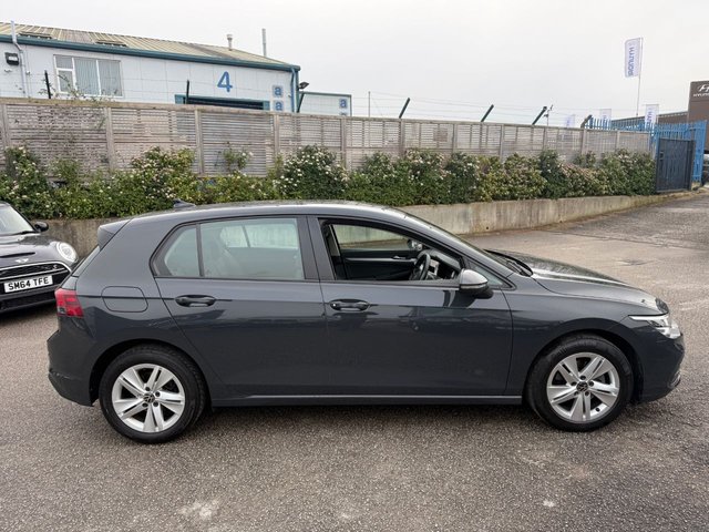 2023 VOLKSWAGEN GOLF 1.5 TSI Life Hatchback 5dr Petrol Manual Euro 6 (s/s) (130 ps) - Photo 10