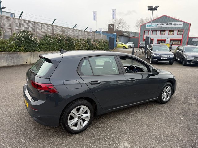 2023 VOLKSWAGEN GOLF 1.5 TSI Life Hatchback 5dr Petrol Manual Euro 6 (s/s) (130 ps) - Photo 9
