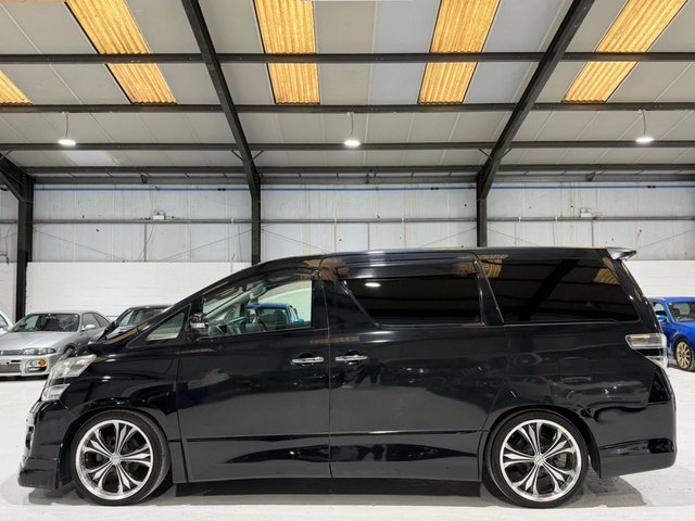 View our TOYOTA VELLFIRE