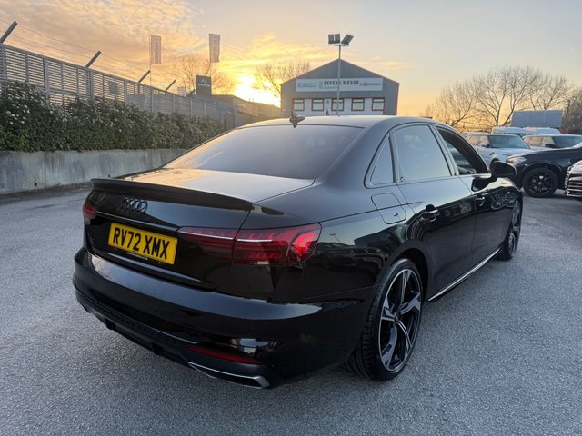 2022 AUDI A4 2.0 TFSI 35 Black Edition Saloon 4dr Petrol S Tronic Euro 6-1 OWNER FROM NEW-BANG AND OLUFSEN SOUND-VIRTUAL COCKPIT-HALF LEATHER-HEATED SEATS-BLUETOOTH-CRUISE CONTROL-SATNAV-REVERSE CAMERA-360 CAMERA-APPLE CAR PLAY-ELECTRIC FOLDING MIRRORS-DUAL ZONE CLIMATE CONTROL - Photo 8