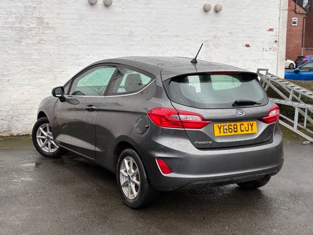 2018 Ford Fiesta 1L Zetec 3dr - Photo 8