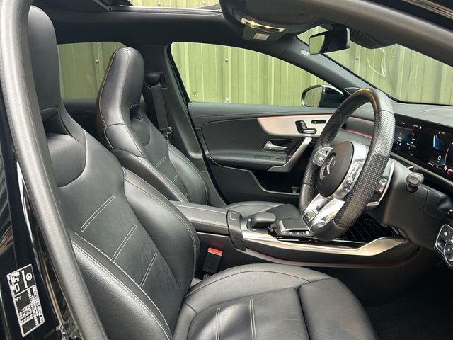 2020 Mercedes-Benz A-CLASS - Photo 2