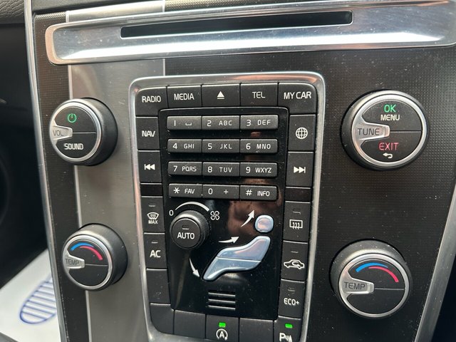 2016 Volvo Xc60 2L R-Design Nav 5dr - Photo 10