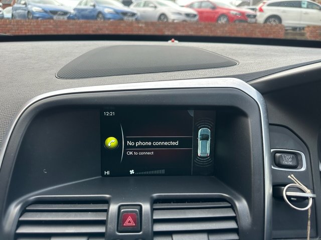 2016 Volvo Xc60 2L R-Design Nav 5dr - Photo 12