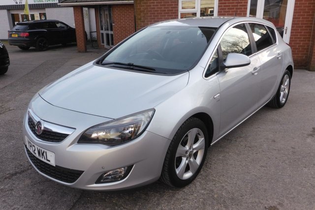 2012 VAUXHALL ASTRA - Photo 9
