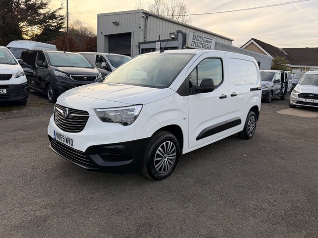 View our VAUXHALL COMBO