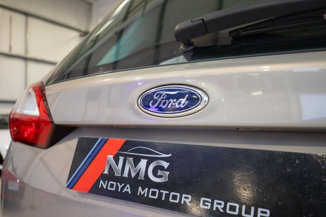 2016 Ford Grand C-Max 1.5L Titanium 5dr - Photo 11