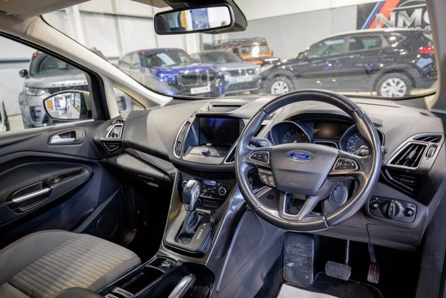 2016 Ford Grand C-Max 1.5L Titanium 5dr - Photo 2