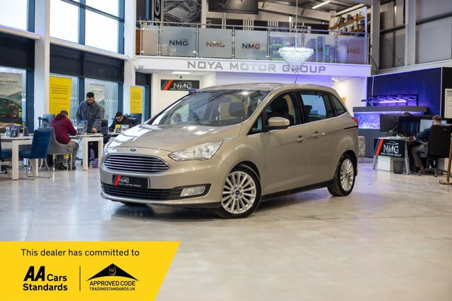 View our Ford Grand C-Max range