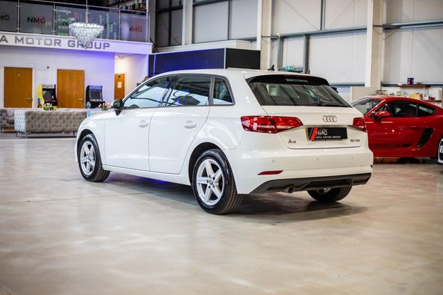 2019 Audi A3 1.6L SE Technik 5dr - Photo 4