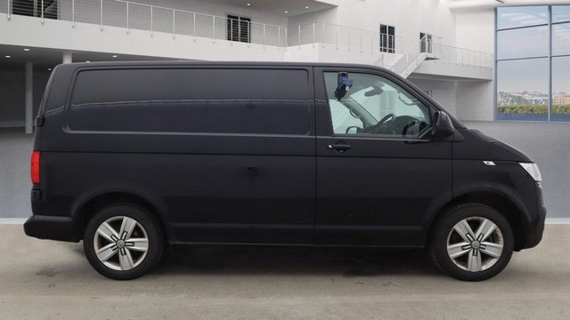 2020 Volkswagen Transporter 2L Highline 5dr - Photo 5