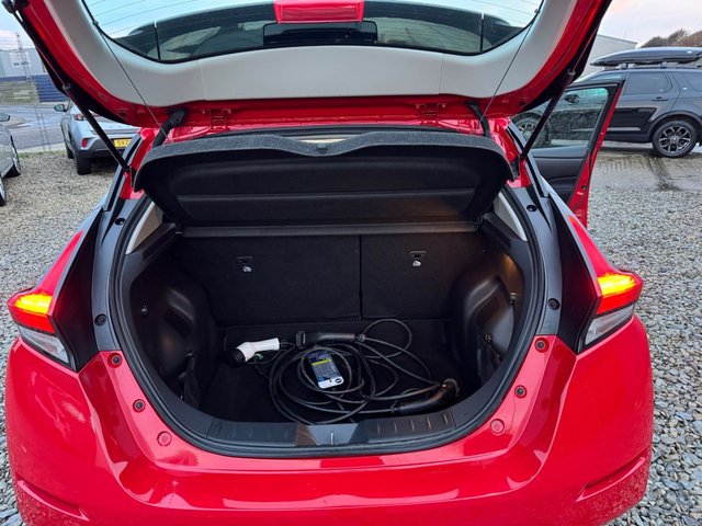 2022 Nissan Leaf - Photo 12