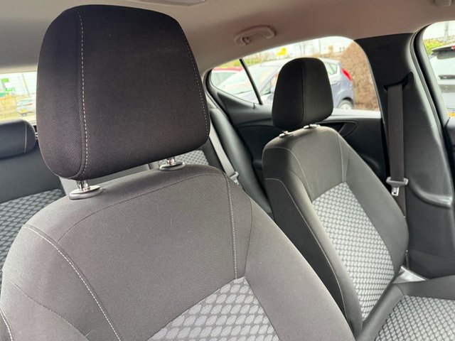 2016 VAUXHALL ASTRA 1.4i Energy Hatchback 5dr Petrol Manual Euro 6 (100 ps) - Photo 9