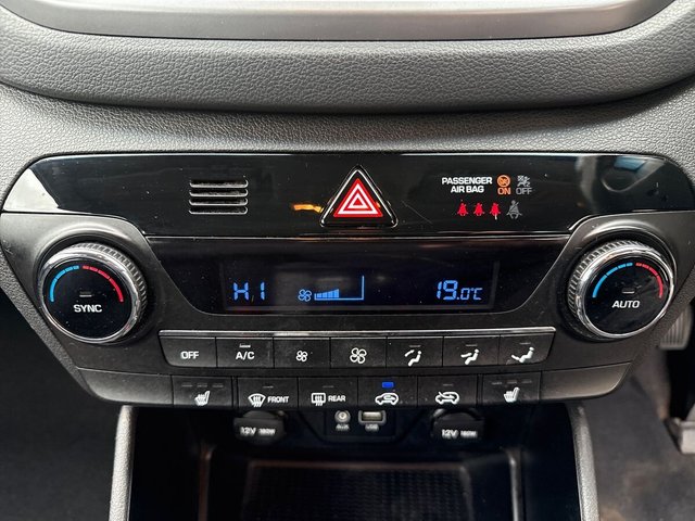 2017 HYUNDAI TUCSON 1.6 GDi Blue Drive SE Nav SUV 5dr Petrol Manual Euro 6 (s/s) (132 ps) - Photo 12
